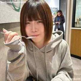 神乳神スタイルの事務ちゃん。超敏感Fカップで潮吹きまくりでベッド水没。。
