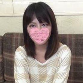 オススメ！初撮り18歳♥処女喪失♥まん汁大量噴出！初めはイタがっていたのにジワジワと気持ち良くなってく様がめっちゃ初々しい♥女子大生☆幾度となく痙攣ピクピクしちゃってます♪