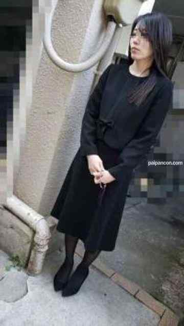 FC2-PPV-1338377 - 【個撮】ご主人の葬儀の後、喪服のまま無情にも犯される未亡人