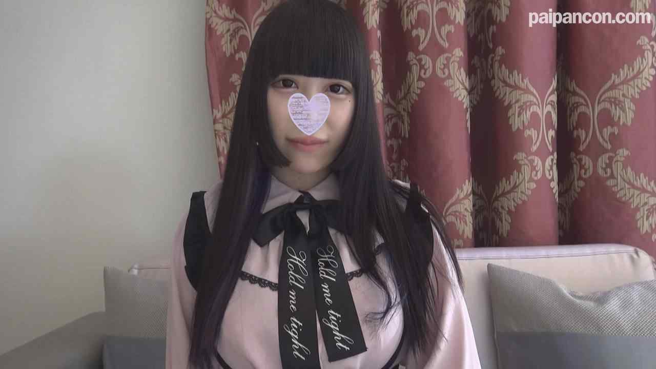 FC2-PPV-1394523 - 【個人撮影】ゆき29歳　悩殺Ｆカップ巨乳のゴス系パイパン美人妻に大量中出し