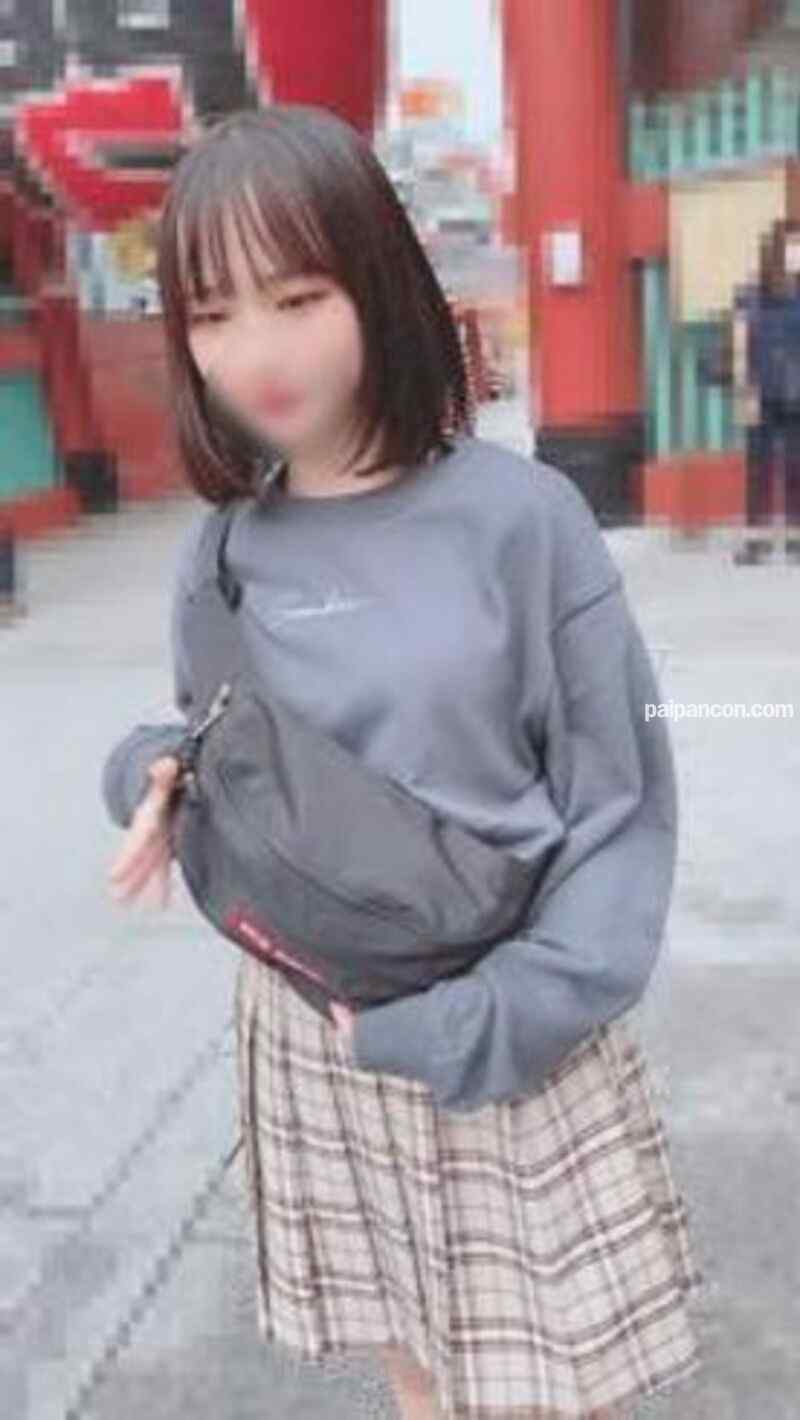 FC2-PPV-1504470 - 数量限定【無修正】看護学校1年生。幼い身体に連続中出し(55分) cover.jpg