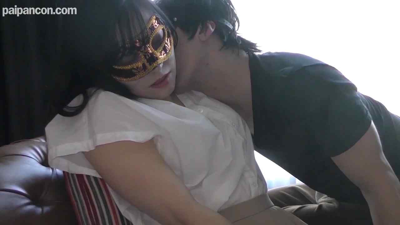 FC2-PPV-1761567 - 【個人撮影】スナックで働く平凡な36歳主婦　久しぶりに他人棒を挿入したい彼女は連絡をくれました・・・