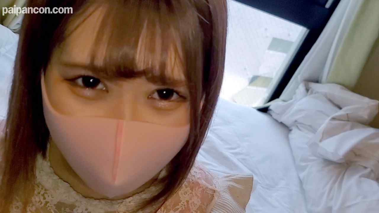 FC2-PPV-1898763 - 【初撮影】忘れ物を届けてくれた親切な巨乳カフェ店員に中出し！！ thumbnail_3.jpg