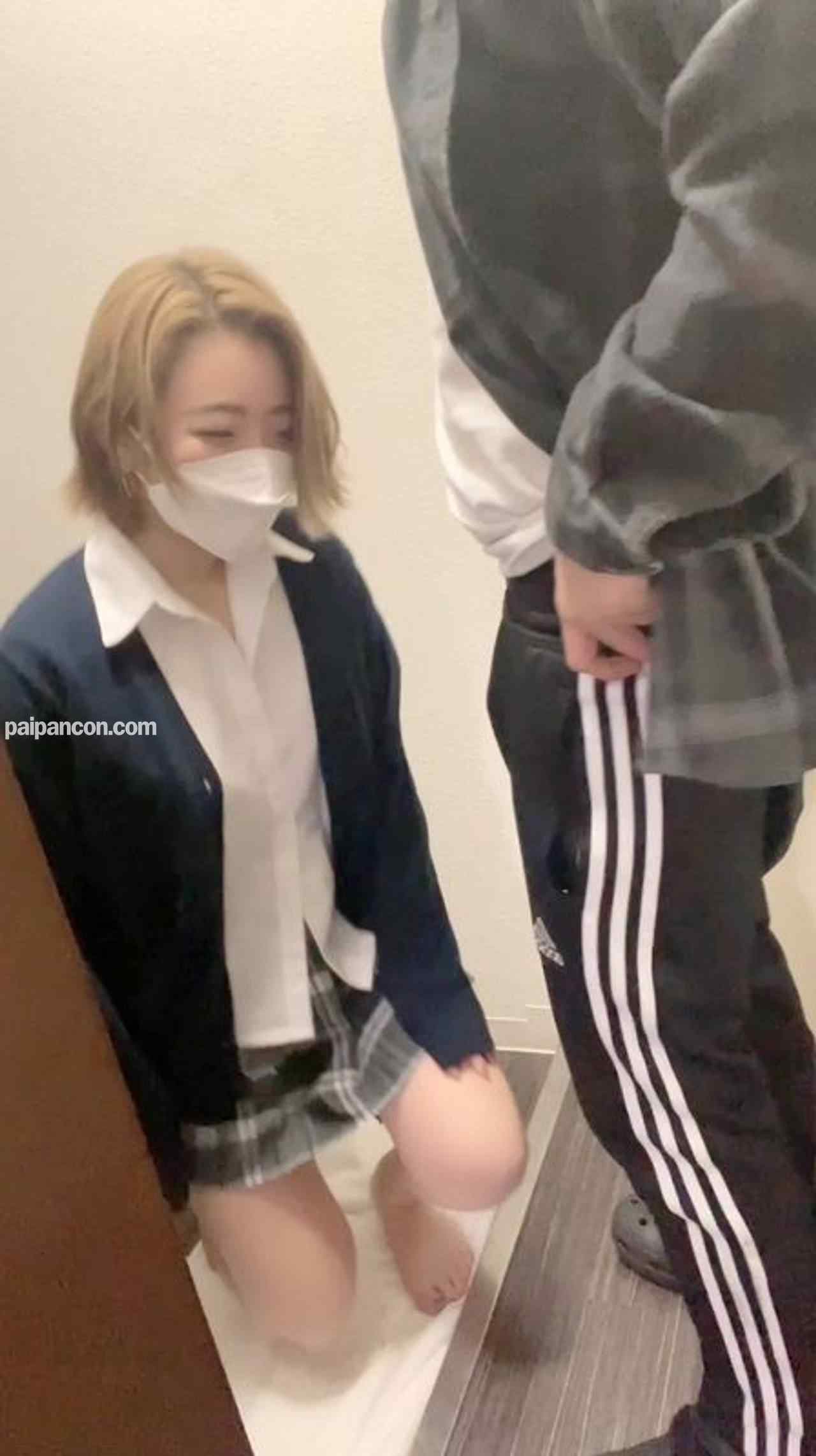 FC2-PPV-2753906 - ＜おすすめ＞制服ギャルに玄関でフェラさせた後、タイヤ置き場に移動しハメまくったwww