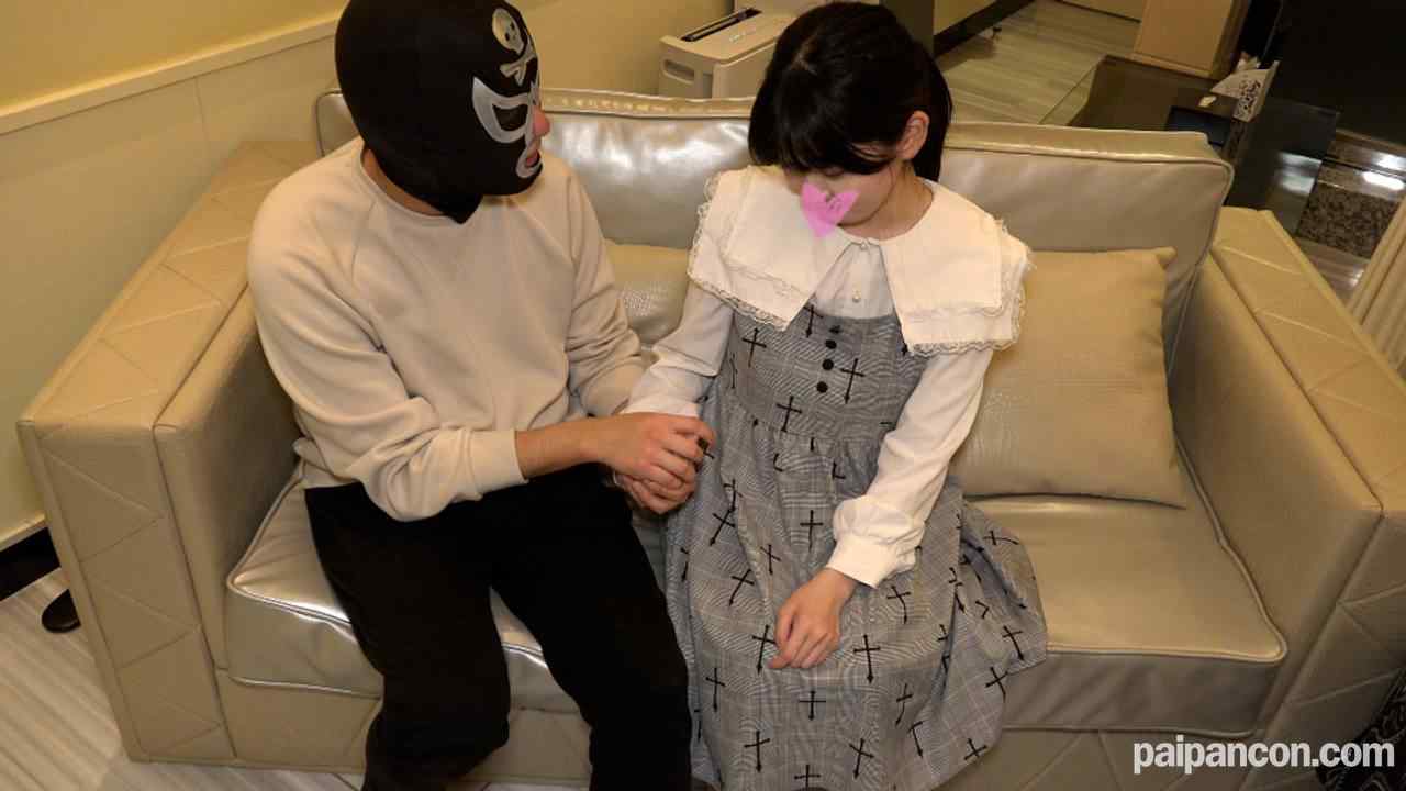 FC2-PPV-3261834 - 【処女喪失】★特典で無修正☆♀66 地味で内気な箱入りJD娘が大人になる動画。とても痛くておっさんの好き放題に性処理道具みたいに扱われて中出しされても頑張ります！【顔出し・初撮り】