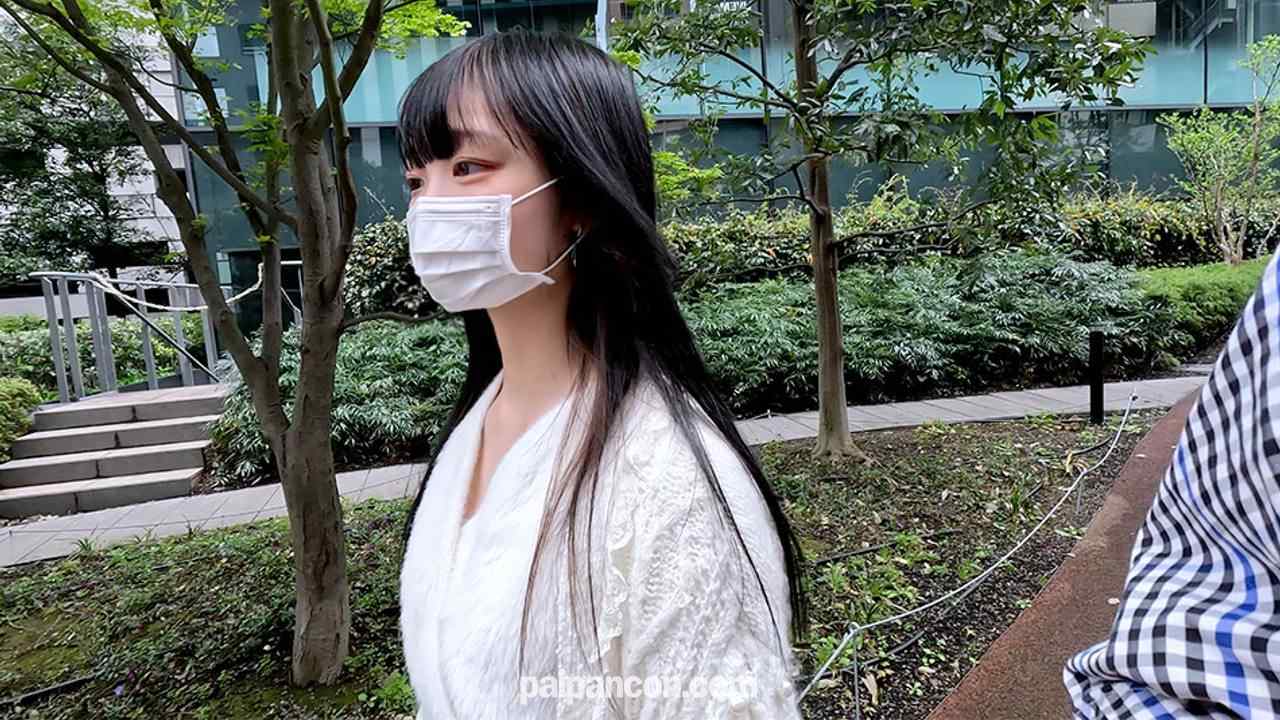 FC2-PPV-4396398 - 本物の現●アイドル、Wik●もあるCDデビュー済アイドルグループに現在在籍中！！１８才、高●卒業から１０日後の撮影！！本編完全顔出し、完全初撮影、野外露室、中出し、『個人撮影』個撮オリジナル４２１人 thumbnail_3.jpg