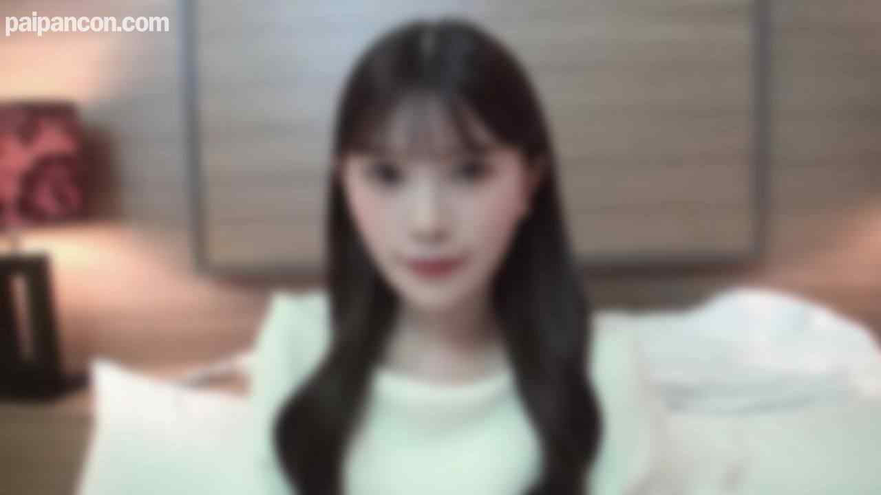 FC2-PPV-4410935 - スタイル抜群で才色兼備の清楚な美人妻。ふっくらパイパン極上名器。旦那様を思っているのか…終始おしとやかですが他人棒をナマで受け入れ膣奥でイッちゃう！快感に勝てない美人妻に膣奥中出し！レビュー特典あり！ thumbnail_0.jpg