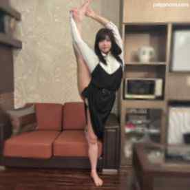 FC2-PPV-4487831 - 【中出し】長身＆軟体＆ムチムチボディのキレカワ女性が髪を振り乱して淫れる汗だく絶叫SEX。 cover.jpg