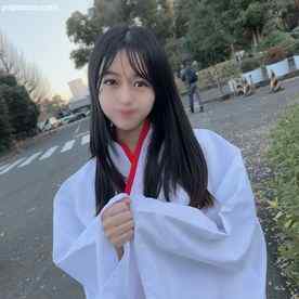 FC2-PPV-4494567 - 顔出し！3日間限定！学園では学級委員を務める真面目で可愛い女 ◯ ◯ 生をバイト先の巫女姿に・・・神に仕える身である女 ◯ ◯ 生の知られざるもう一つの顔は貪欲で感度抜群のド淫乱な女のこ！ cover.jpg