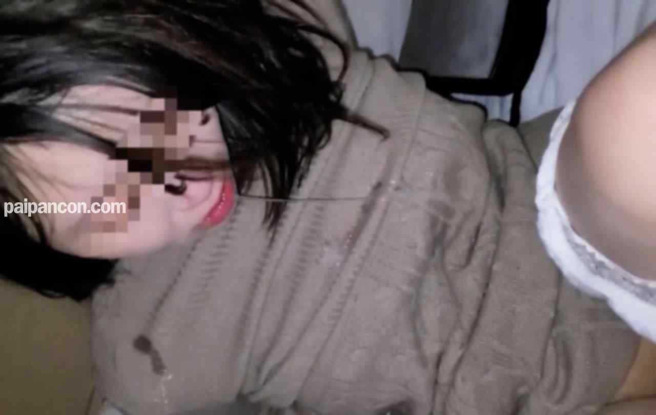 FC2-PPV-4505266 - 【個人】音信不通パート先まで凸撃。あの奥さんがドMで悦び敏感にお潮出しながら身体で返済中。 thumbnail_4.jpg