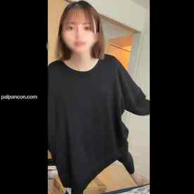 FC2-PPV-4565566 - サークルにいる彼氏持ちのしょ\./う**系なのに巨乳すぎる後輩を持ち帰って彼氏にナイショの中出しエッチ