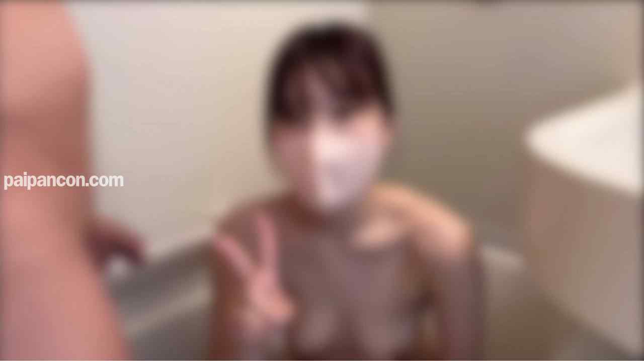 FC2-PPV-4587319 - 【NTR中出し】ふわふわおっぱいの18歳が束縛彼氏の目を盗んで会いに来たので中出し。※特典あり thumbnail_9.jpg