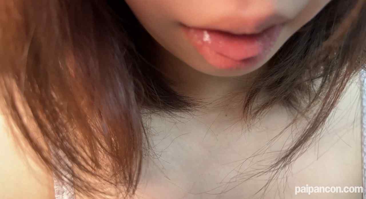 FC2-PPV-4637972 - 【完全素人初撮り】恥ずかしがり屋で芋カワイイ18歳♡危険な生挿入だけどあまりの気持ちよさに感じまくり…特典有り thumbnail_2.jpg