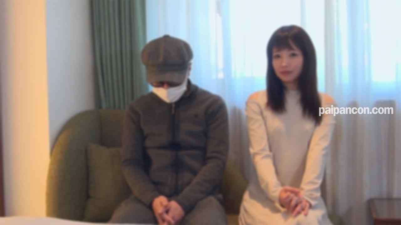 FC2-PPV-4664959 - 夫婦で出演！どうしても奥さんがハメられてるとこ見たいと言うことで。旦那の前で、イキまくりながら、「なかに出してぇ♡」っておねだりしちゃう奥さん。 thumbnail_0.jpg