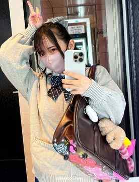 FC2-PPV-4719386 - 限定価格【おぢ逆襲】塩対応な自称Sの生意気♀イかせたら大人しくなったったｗ不慣れなマ〇コにお仕置きピストンで悶絶・痙攣・イきまくり！許可なし中出しに涙声で呆然
