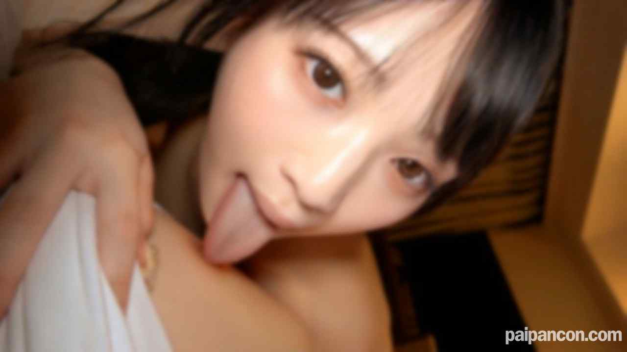 FC2-PPV-4768304 - 【無】長いベロ好き必見！まっピンクな長い舌の女性は何だかエロい！お尻もボリューミーで良い⤴可愛いアイドルフェイスにイラマ、ゴックン　中だし※特典高画質 thumbnail_1.jpg