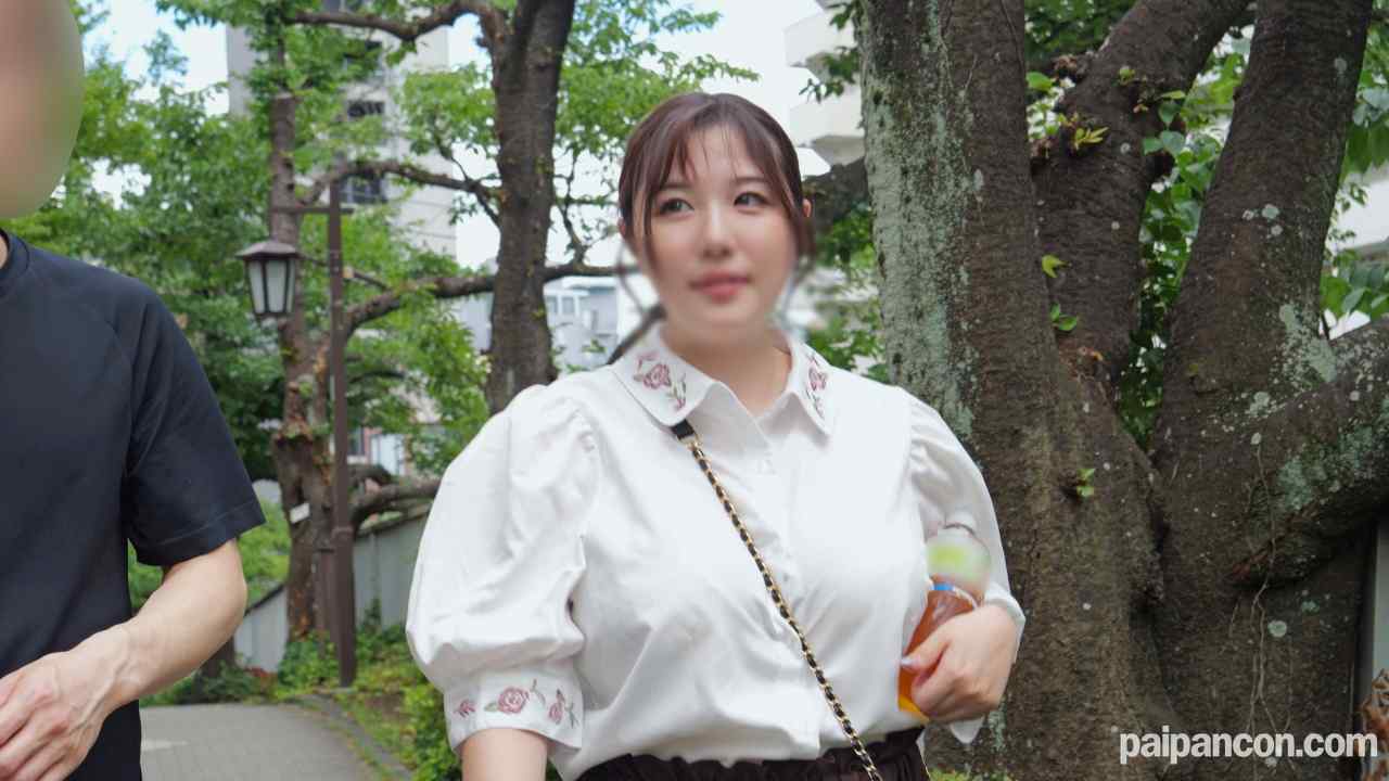 FC2-PPV-4827965 - バスト100cmの爆乳ガールにエステ体験をさせてヌルテカになったロケットおっぱいを揉みまくり中出しSEX！！ thumbnail_1.jpg