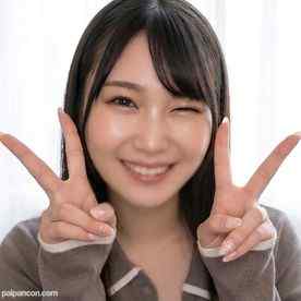 FC2-PPV-4870708 - 【特典付き】【現アイドル】【顔全出し】欲求不満の清楚美女21歳が華奢スレンダーボディを跳ねさせ、アイドルらしからぬ喘ぎ声で潮吹き連発！！手マンされながら自己紹介→巨根丸飲みフェラから正常位で初巨根でイ cover.jpg